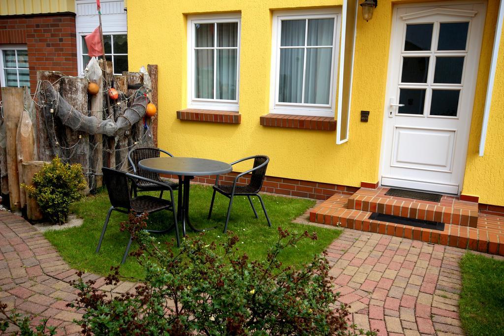 Ferienwohnungen Fruendt Prerow Bagian luar foto